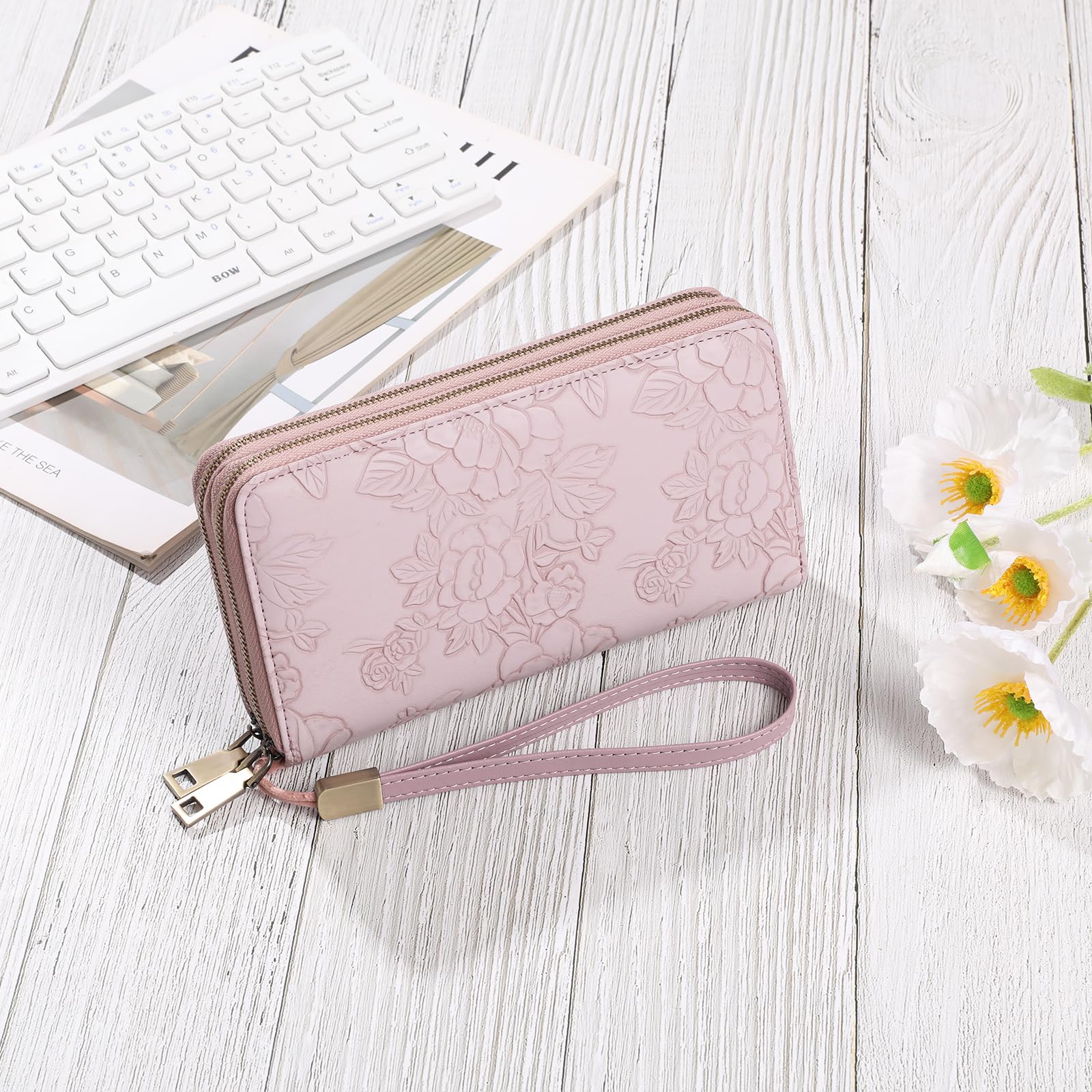 Women's Vegan Leather Wristlet Purse – Double Zipper Phone Clutch with RFID Blocking, Large Capacity & Hand Strap