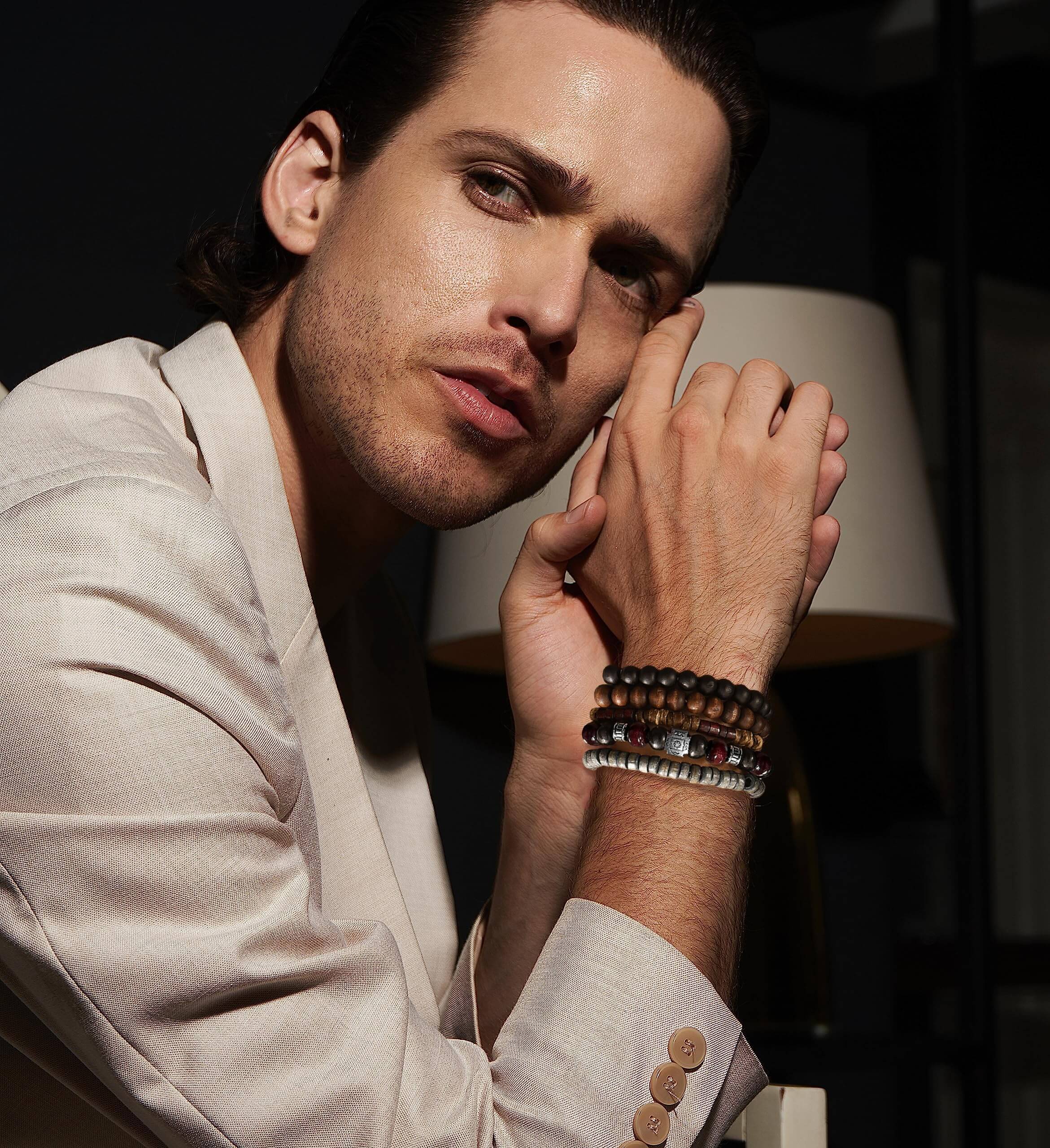 5PCS Boho Beaded Bracelets – Retro Multi-Layer Handmade Wood & Coconut Shell Jewelry for Men